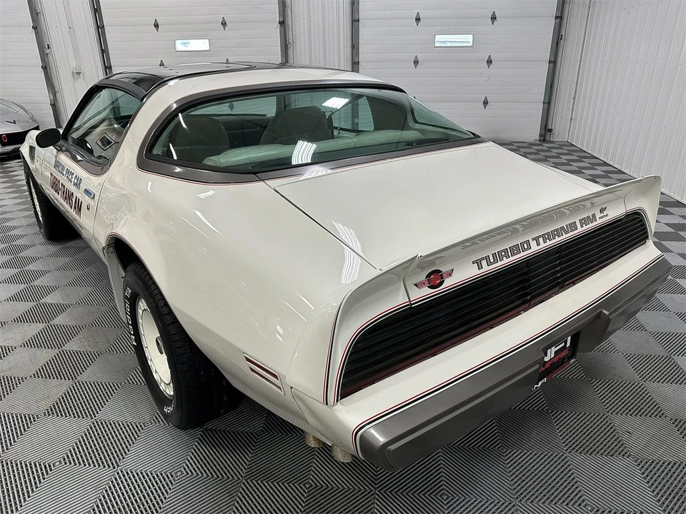 1980 Pontiac Firebird 2nd Gen - Image 10 of 31