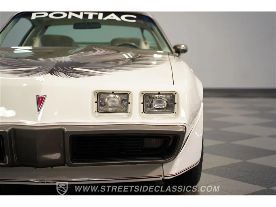 1980 Pontiac Firebird 2nd Gen - Image 19 of 31
