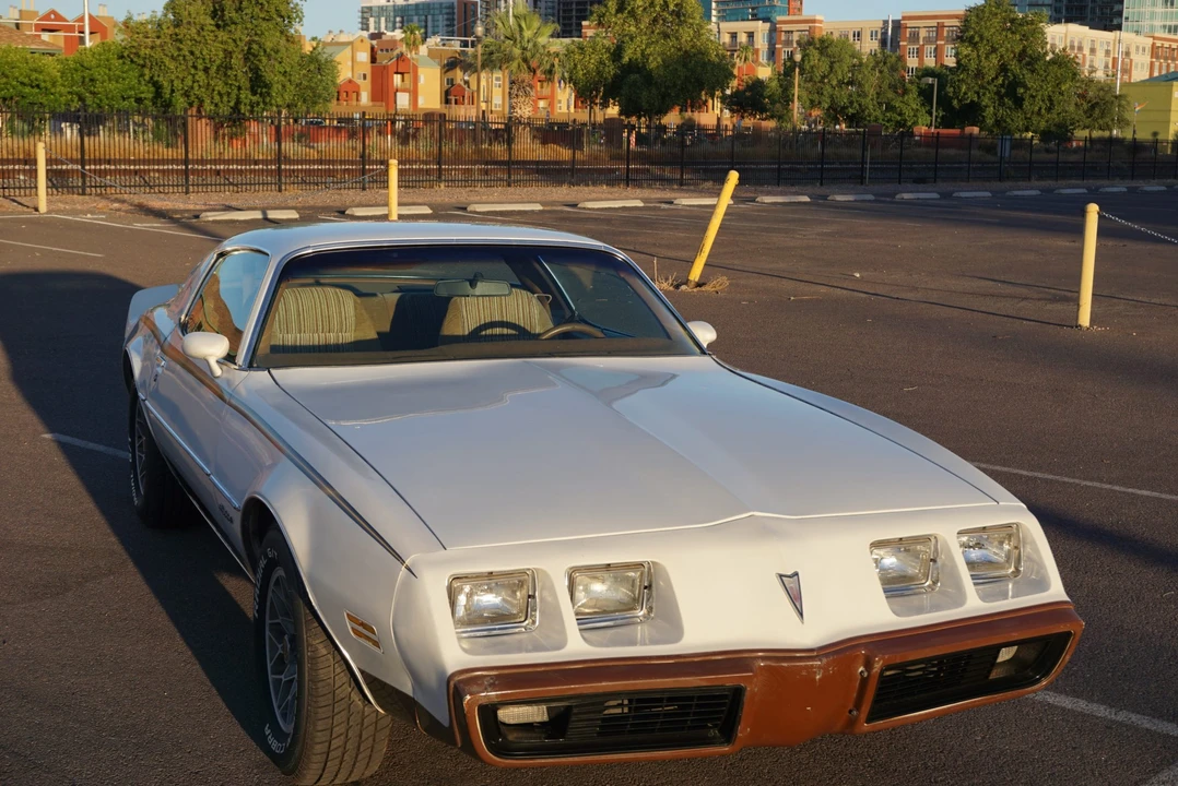 1980 Pontiac Firebird 2nd Gen - Image 11 of 31