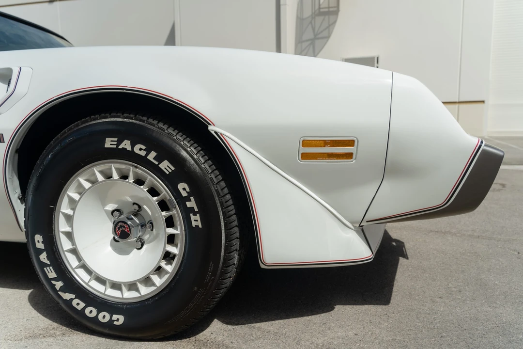 1980 Pontiac Firebird Trans Am 2nd Gen - Image 24 of 31