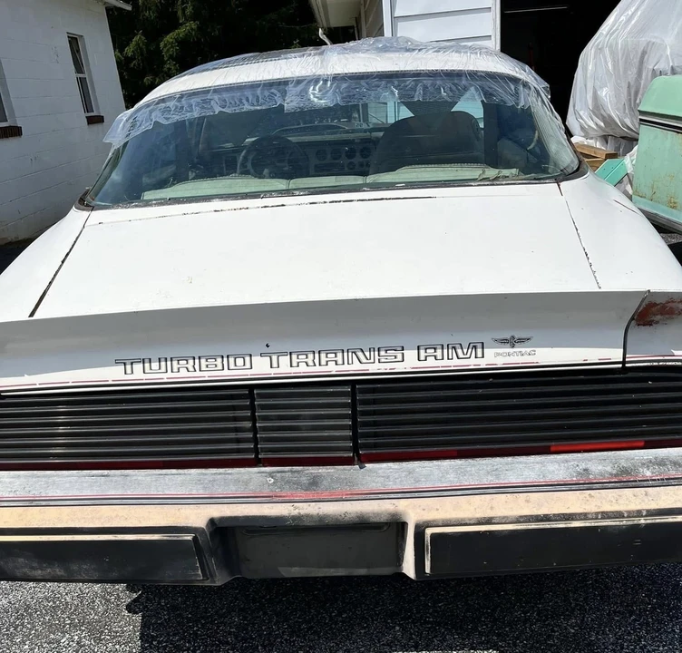 1980 Pontiac Firebird 2nd Gen - Image 2 of 17