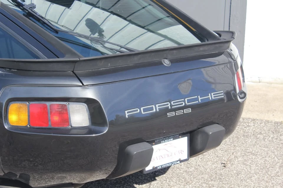 1980 Porsche 928 - Image 11 of 19