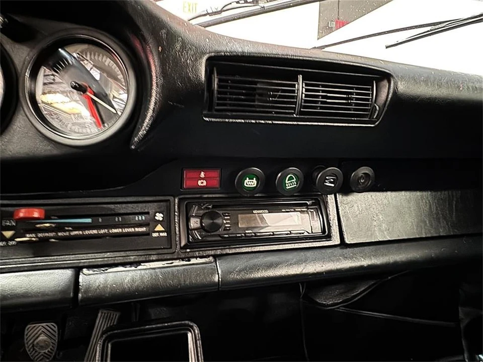 1980 Porsche 911 Carrera SC - Image 14 of 31