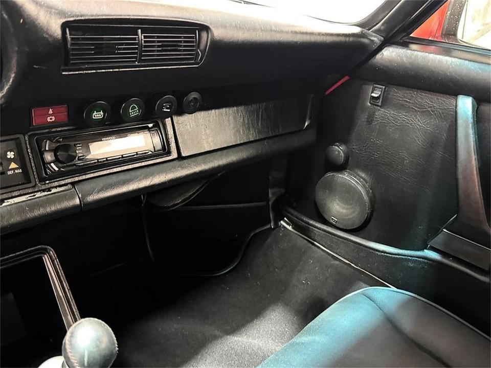 1980 Porsche 911 Carrera SC - Image 16 of 31