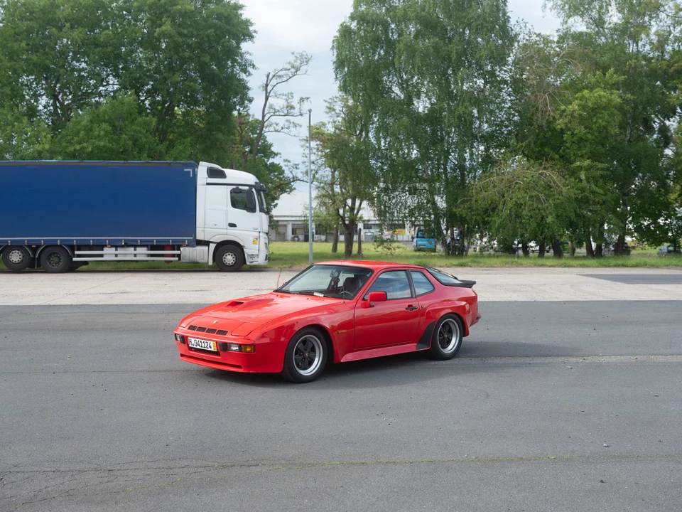 1980 Porsche 924 Carrera GT - Image 9 of 31