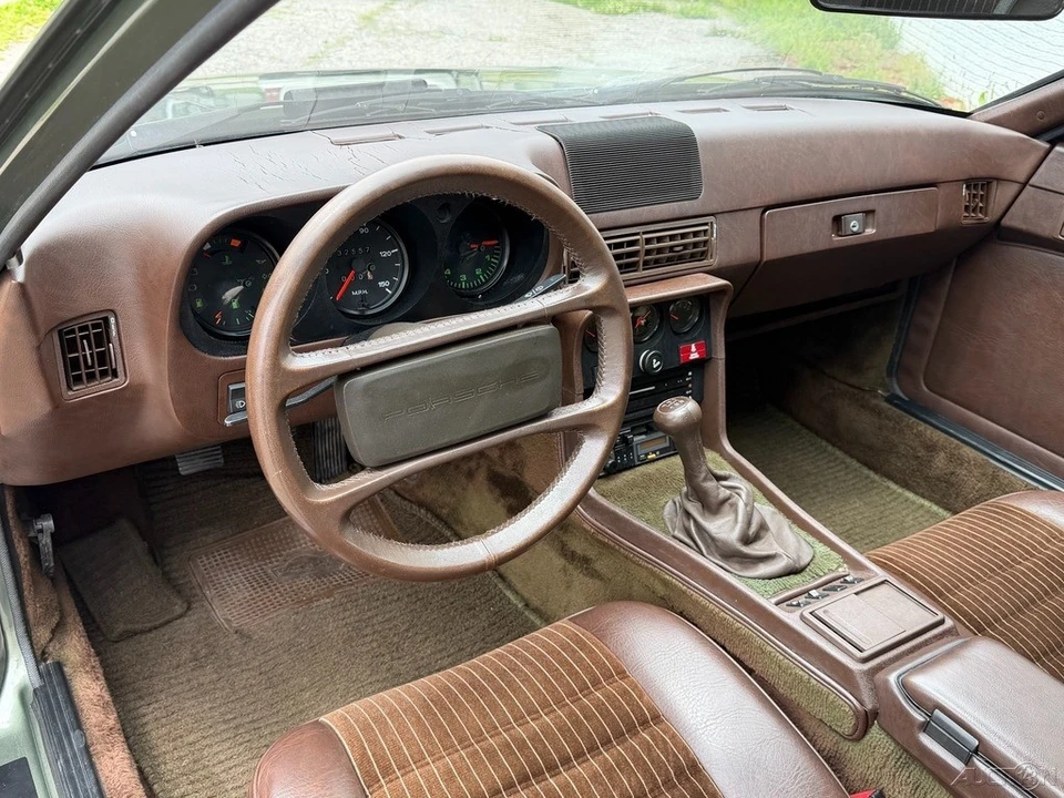 1980 Porsche 924 - Image 15 of 31