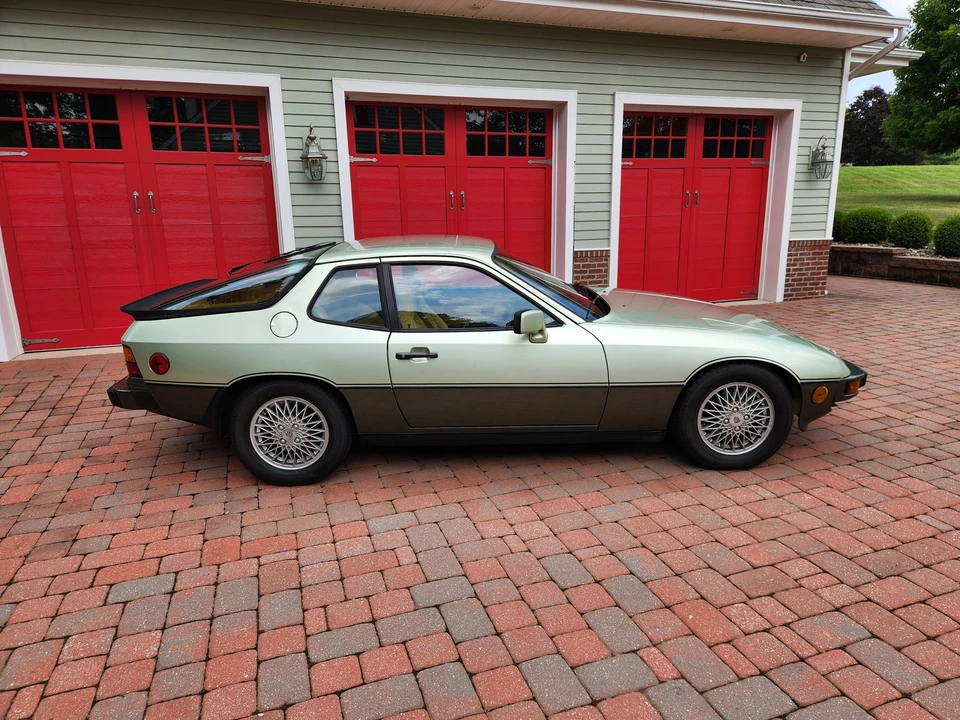 1980 Porsche 924 Turbo - Image 24 of 31