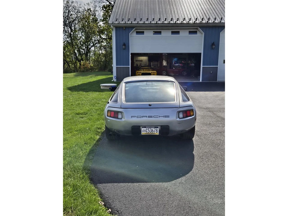 1980 Porsche 928 - Image 3 of 14