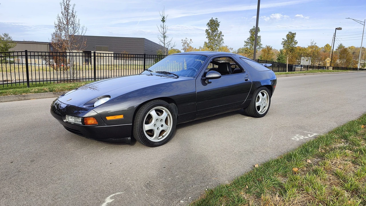 1980 Porsche 928 S - Image 2 of 31