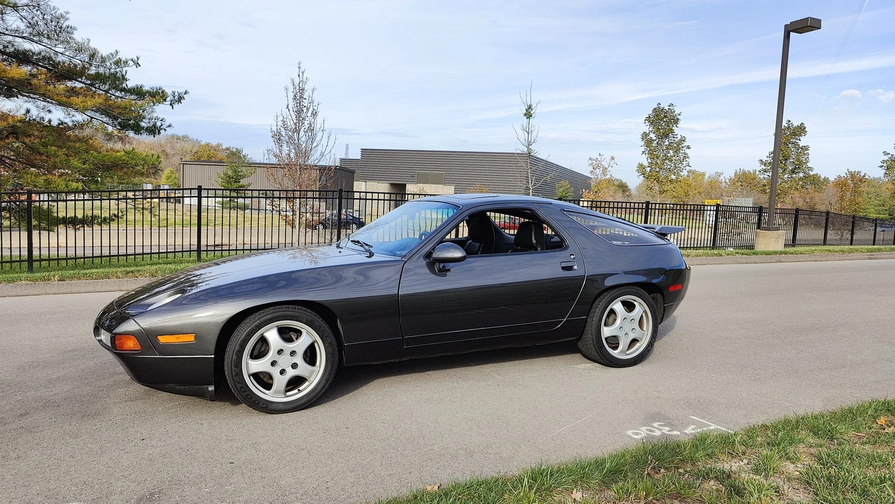 1980 Porsche 928 S - Image 3 of 31