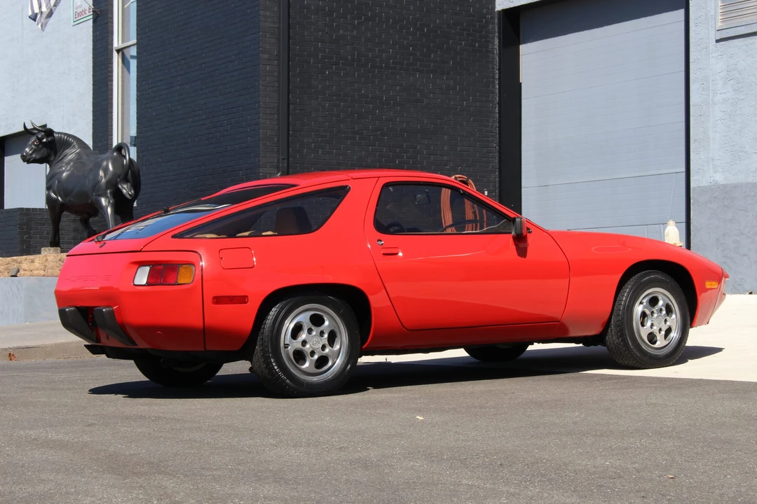 1980 Porsche 928 S - Image 9 of 31
