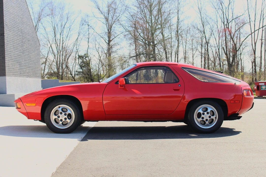1980 Porsche 928 S - Image 6 of 31
