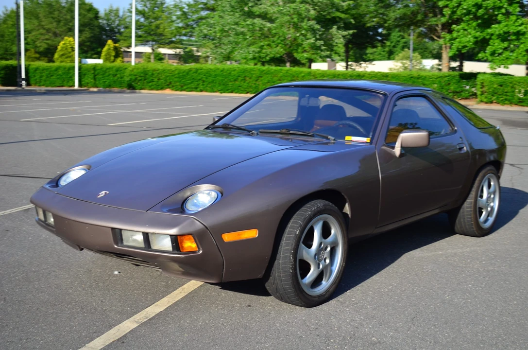 1980 Porsche 928 S - Image 3 of 31