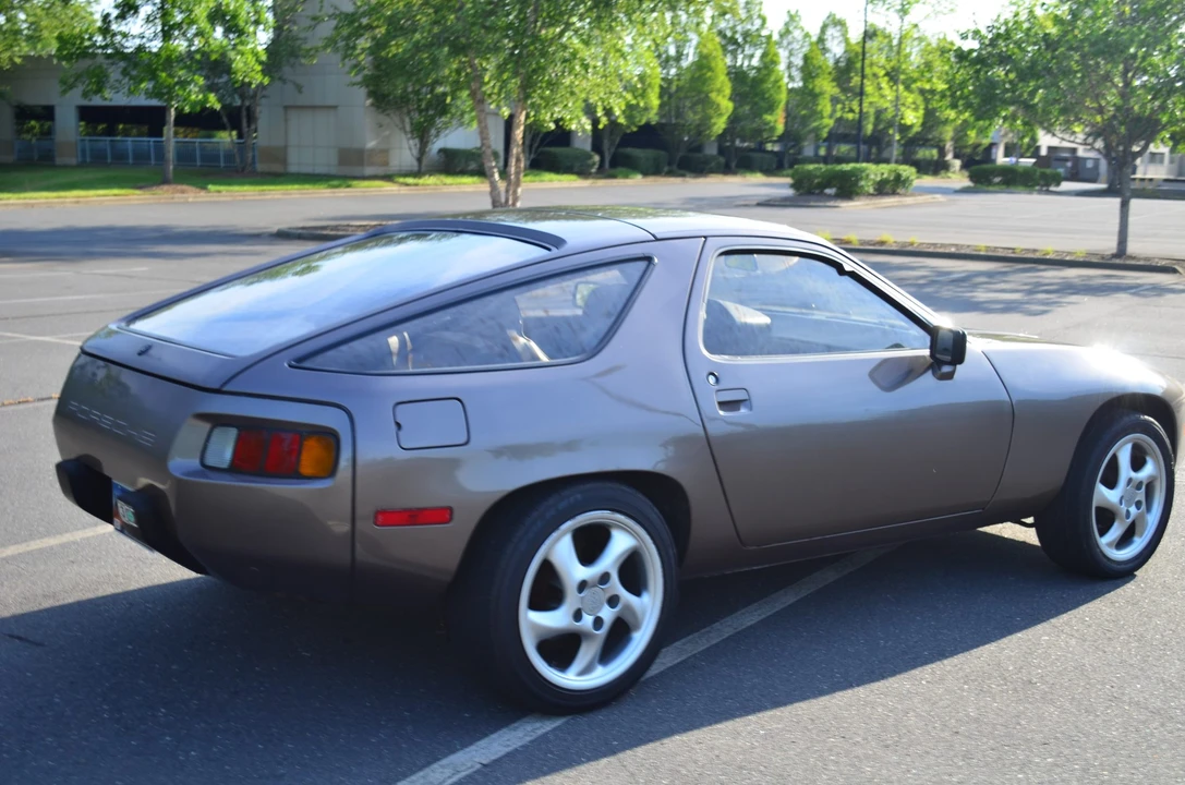 1980 Porsche 928 S - Image 13 of 31