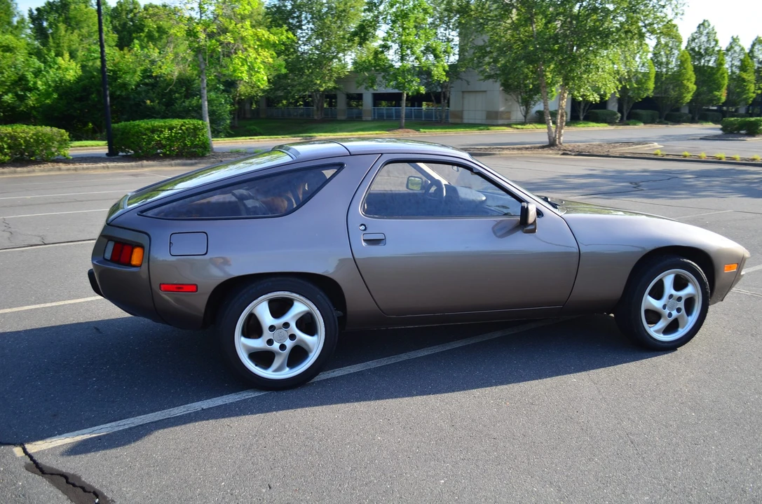 1980 Porsche 928 S - Image 12 of 31