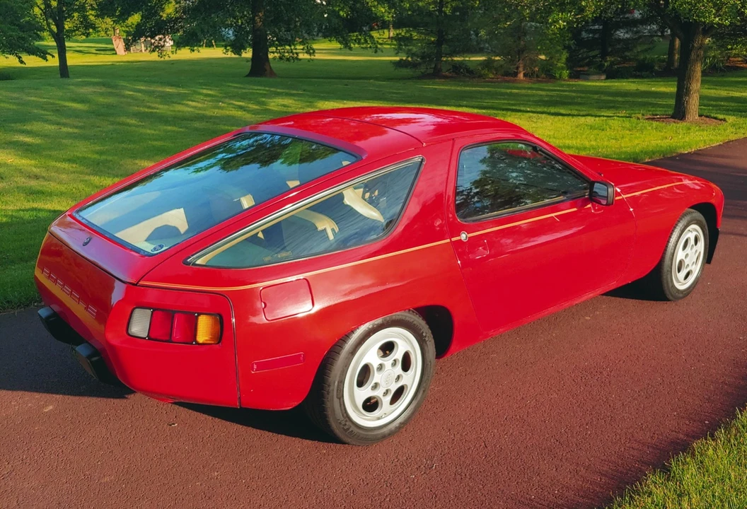 1980 Porsche 928 S - Image 2 of 31