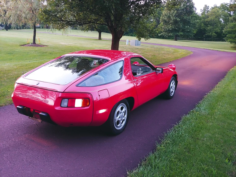 1980 Porsche 928 S - Image 9 of 31