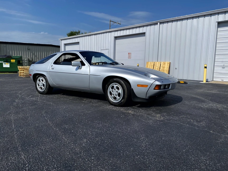 1980 Porsche 928 S - Image 20 of 31