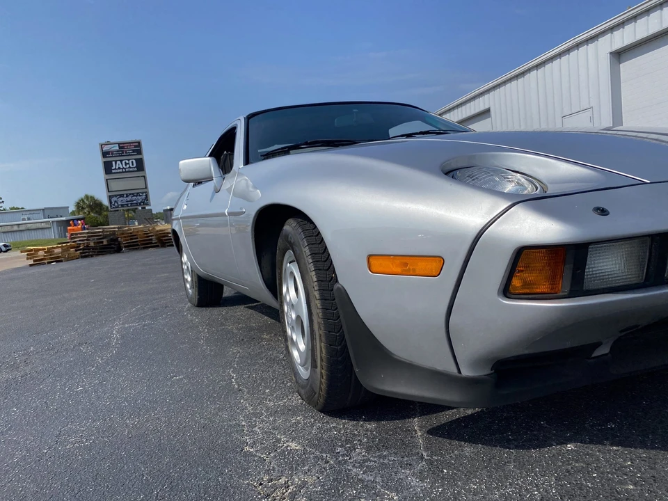 1980 Porsche 928 S - Image 28 of 31