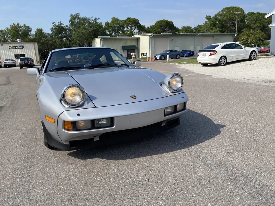 1980 Porsche 928 S - Image 23 of 31