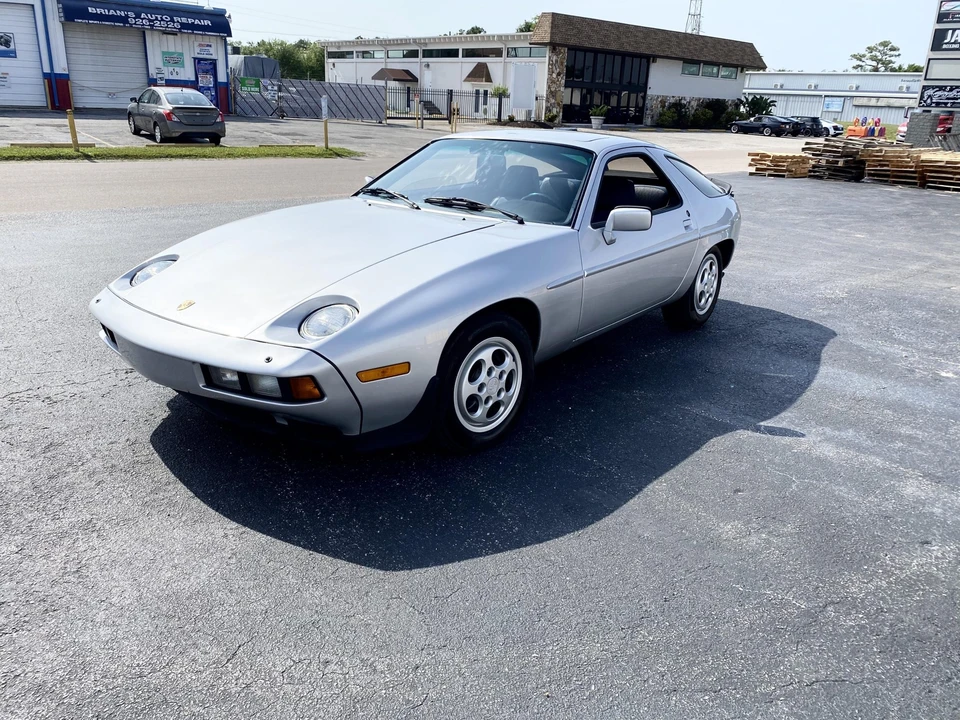 1980 Porsche 928 S - Image 7 of 31
