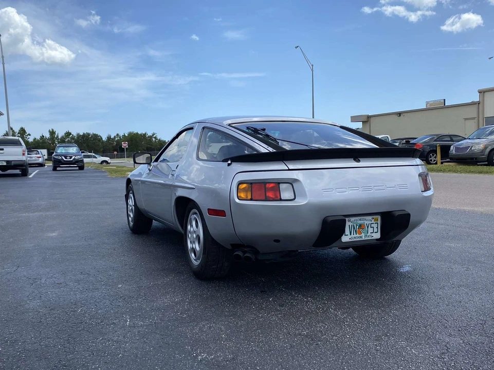 1980 Porsche 928 S - Image 11 of 31