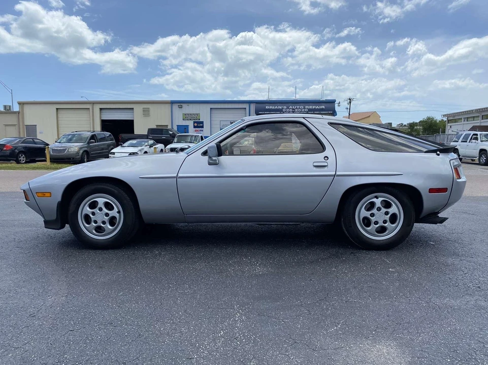 1980 Porsche 928 S - Image 10 of 31