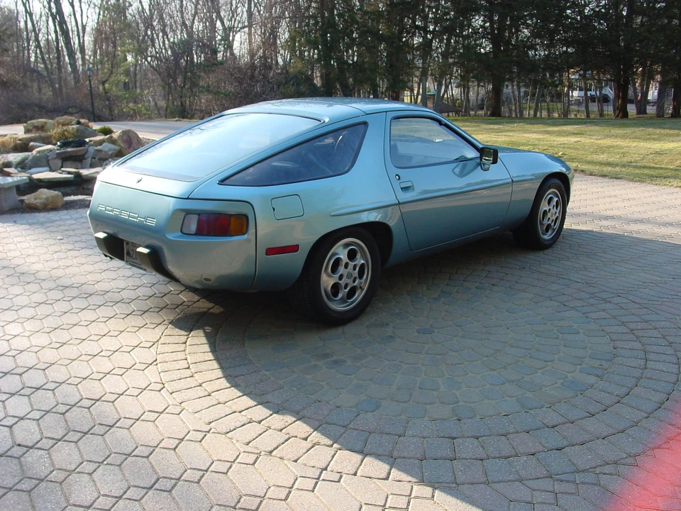 1980 Porsche 928 S - Image 17 of 31