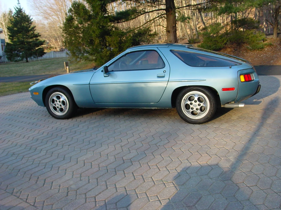 1980 Porsche 928 S - Image 9 of 31