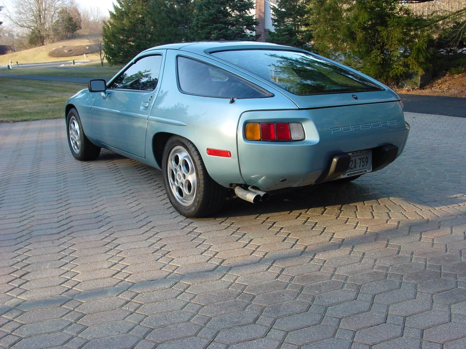 1980 Porsche 928 S - Image 14 of 31