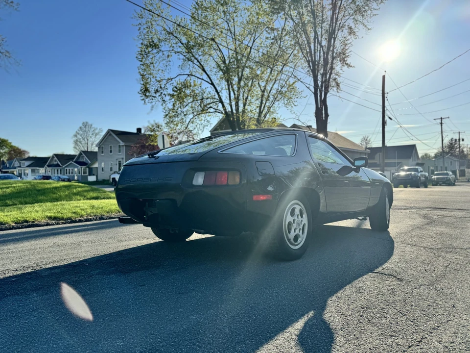 1980 Porsche 928 S - Image 6 of 31
