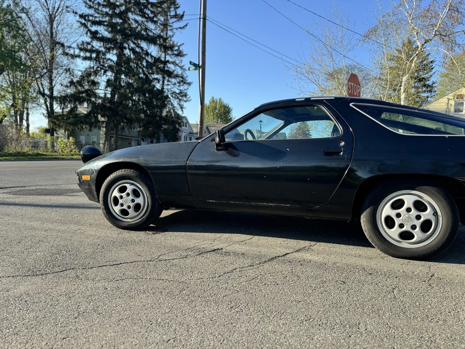 1980 Porsche 928 S - Image 15 of 31