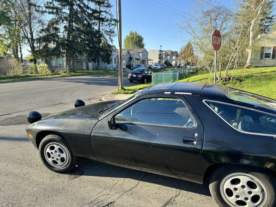 1980 Porsche 928 S - Image 16 of 31