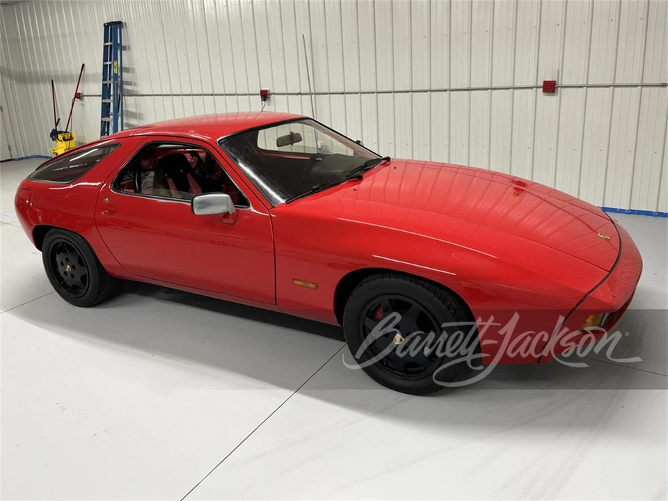 1980 Porsche 928 - Image 2 of 5