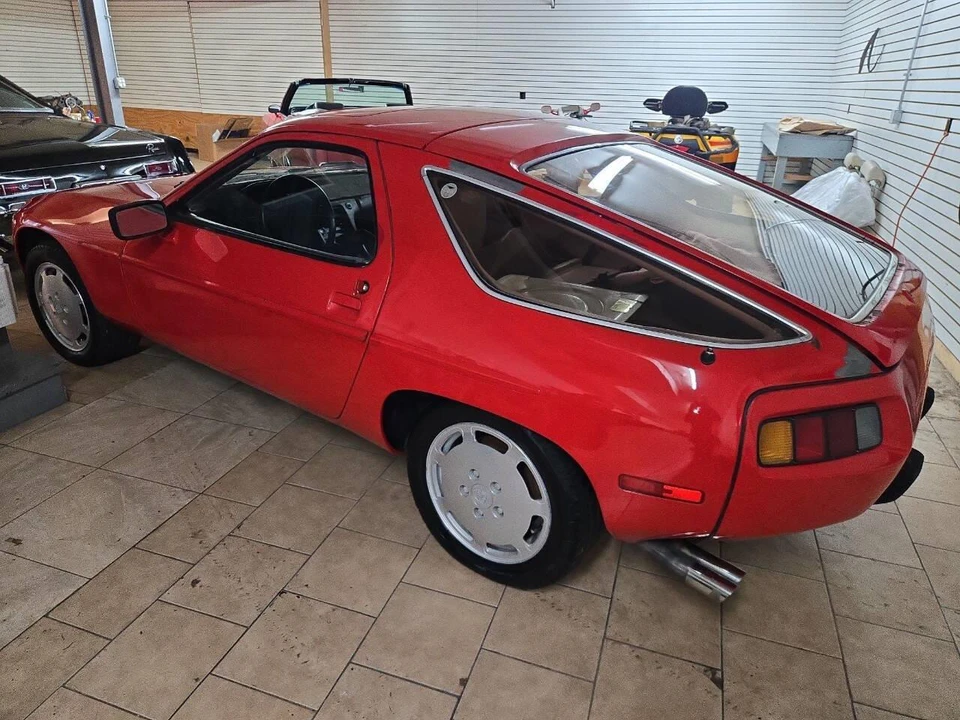 1980 Porsche 928 - Image 7 of 7