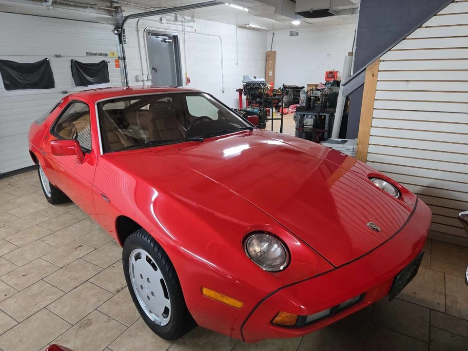 1980 Porsche 928 - Image 2 of 7