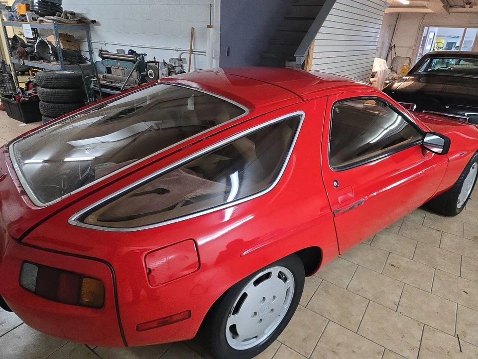 1980 Porsche 928 - Image 6 of 7