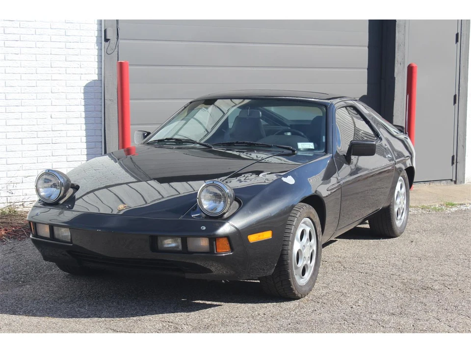 1980 Porsche 928 - Image 2 of 31