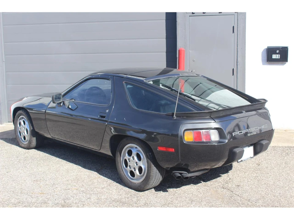 1980 Porsche 928 - Image 4 of 31