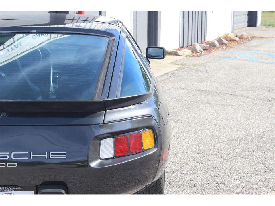 1980 Porsche 928 - Image 7 of 31