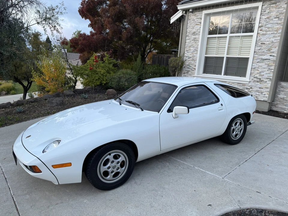 1980 Porsche 928 S - Image 2 of 31