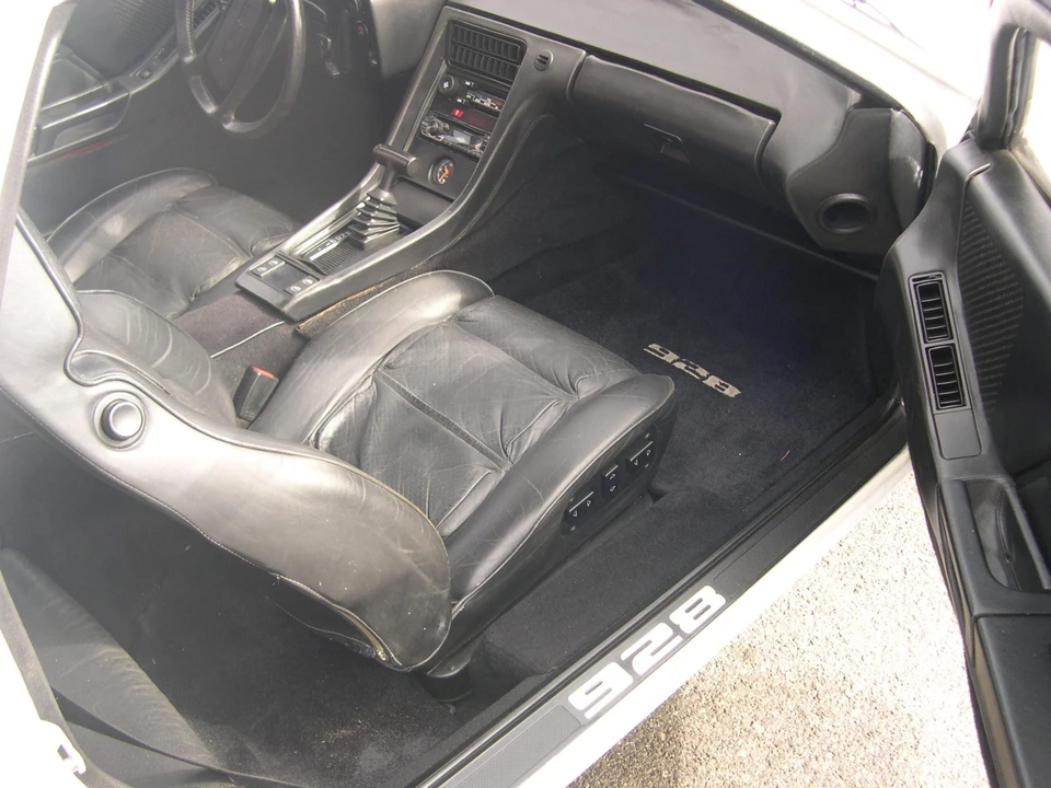 1980 Porsche 928 S - Image 28 of 31