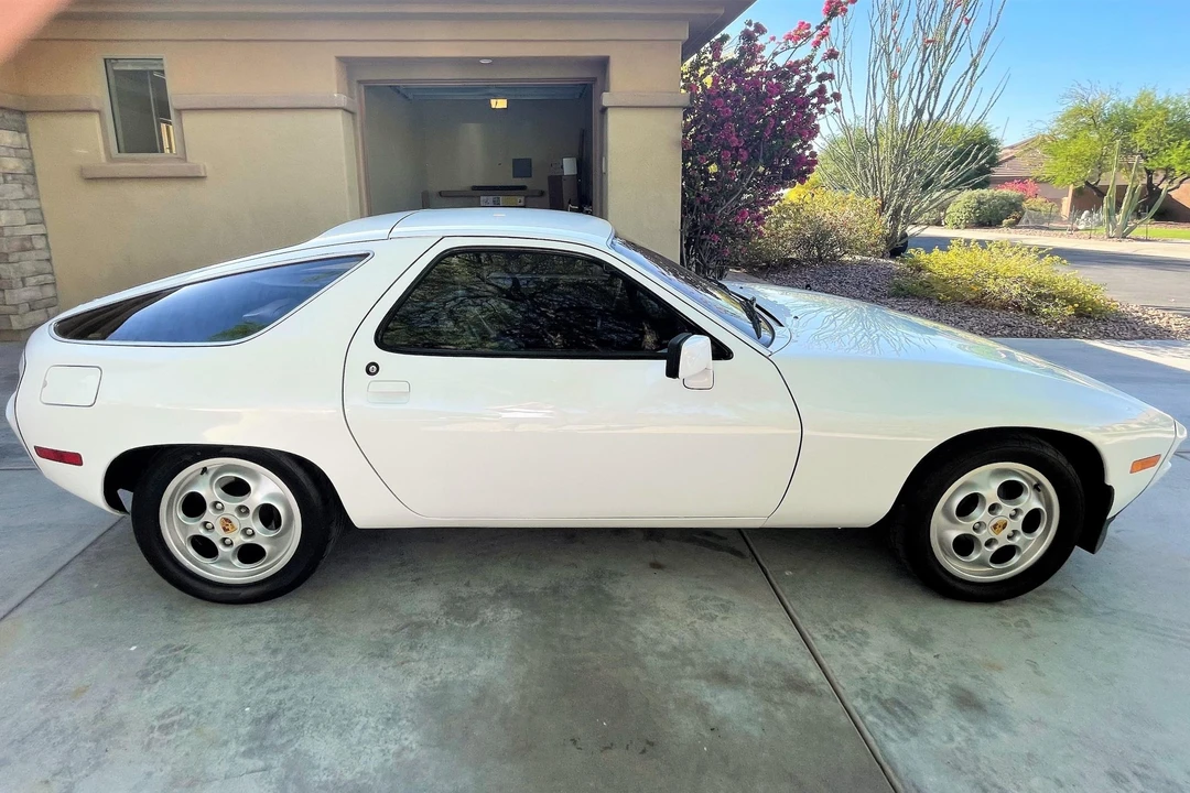 1980 Porsche 928 S - Image 8 of 31