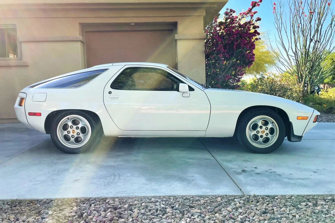 1980 Porsche 928 S - Image 9 of 31