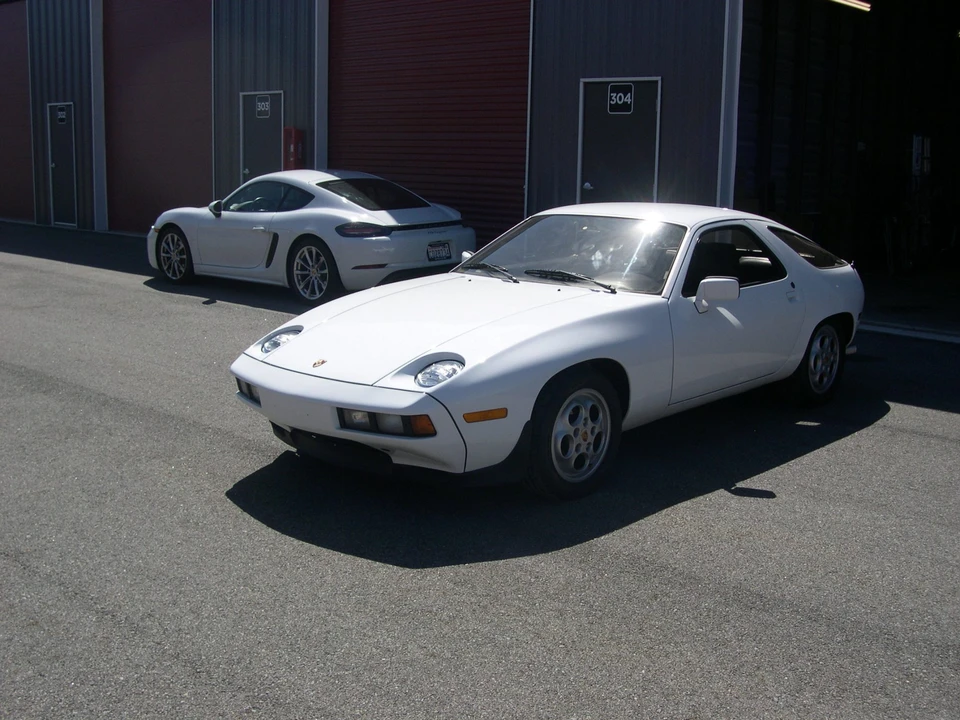 1980 Porsche 928 S - Image 4 of 31