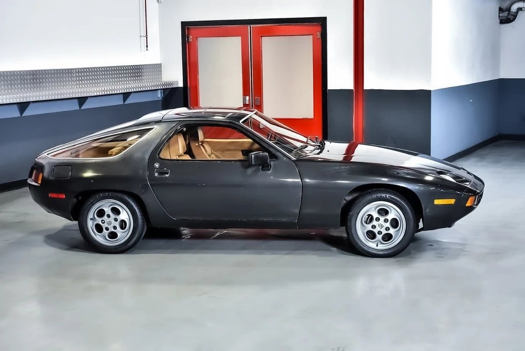 1980 Porsche 928 - Image 8 of 30