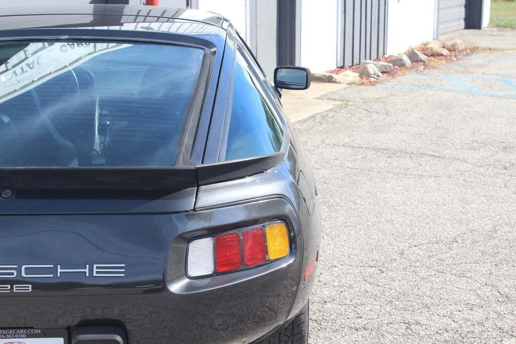 1980 Porsche 928 - Image 7 of 31