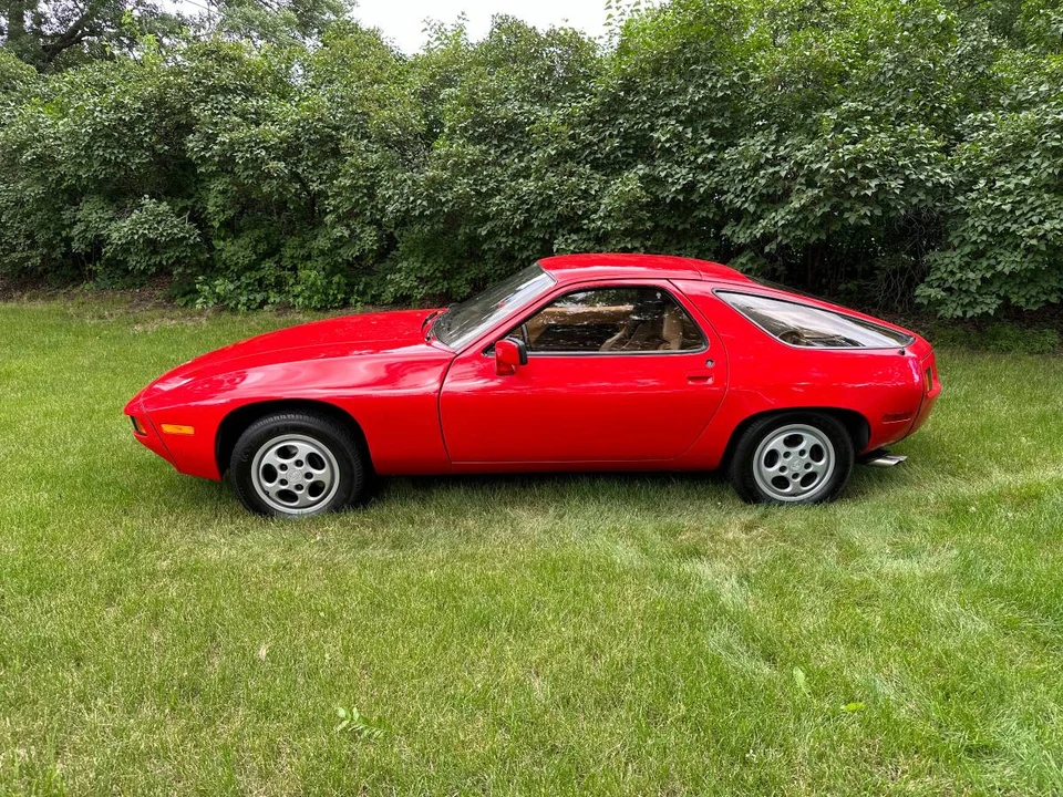 1980 Porsche 928 - Image 3 of 12