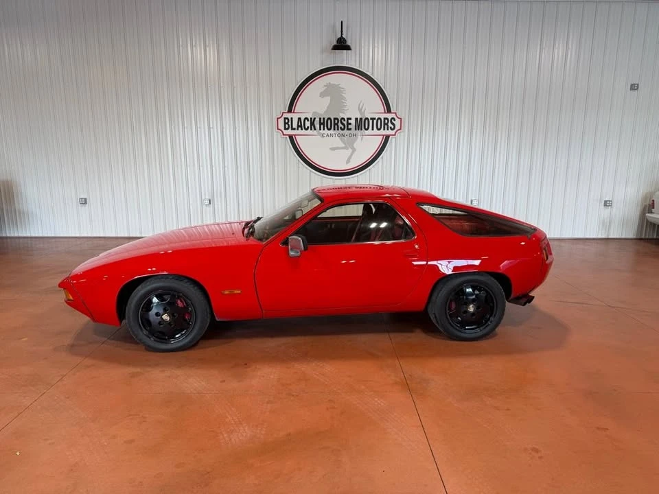 1980 Porsche 928 - Image 2 of 17