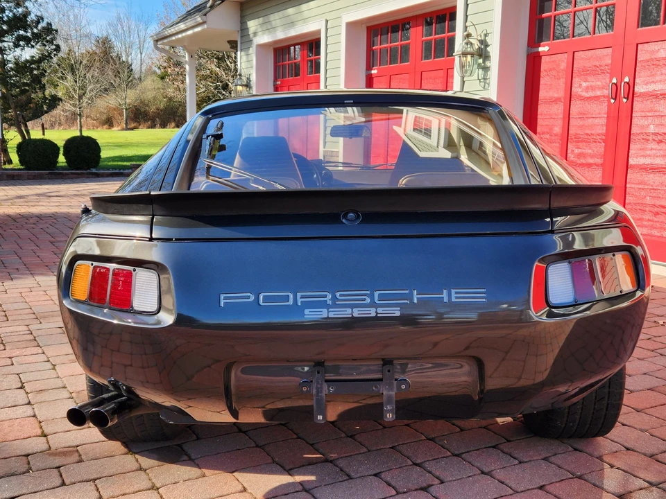 1980 Porsche 928 S - Image 17 of 31